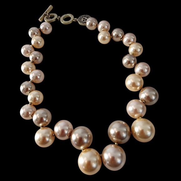 Anne Klein Jewelry - Vintage Anne Klein Faux Pearl Necklace Gold Tone Matte Finish